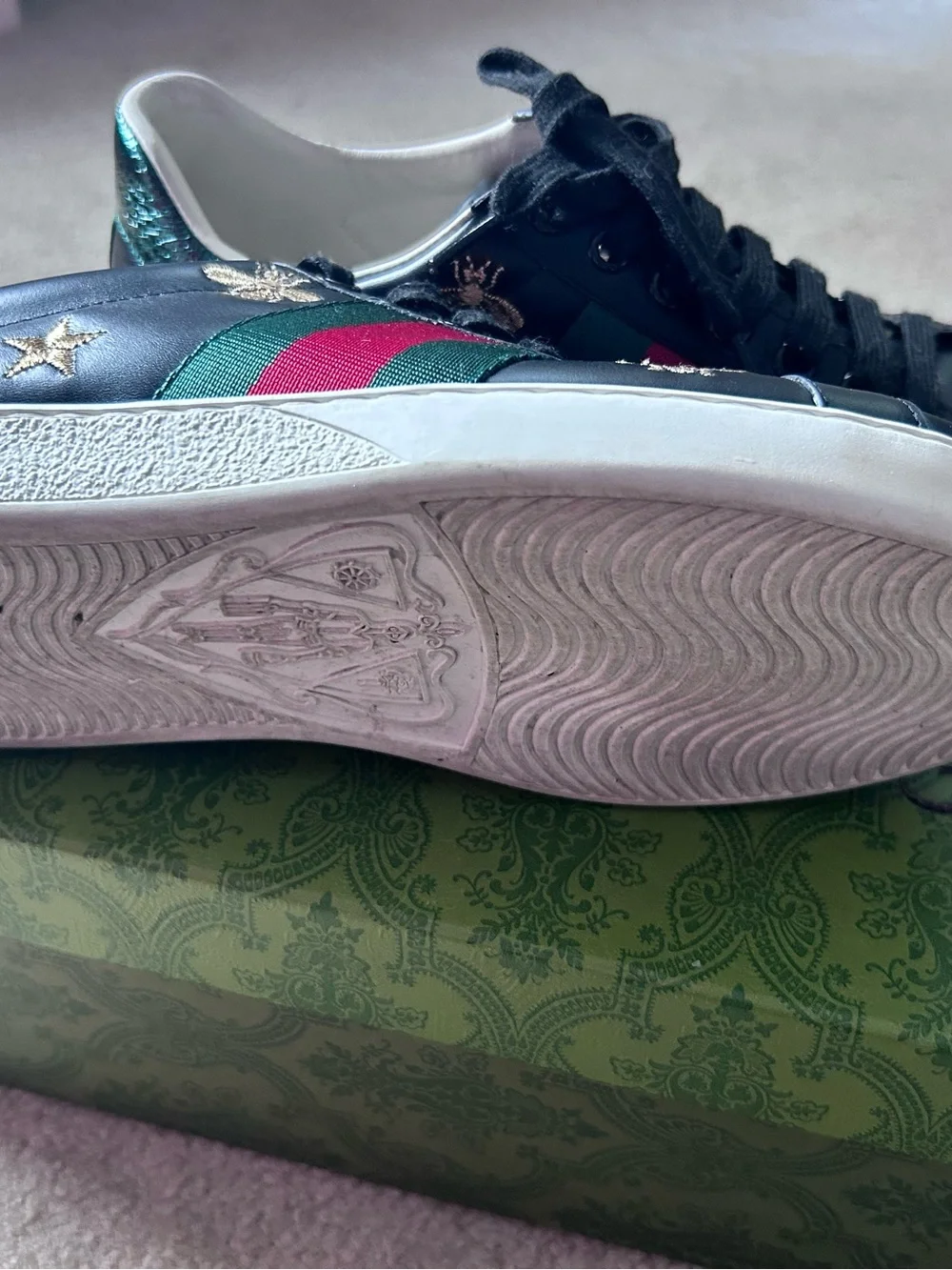 Gucci Black Leather Embroidered Bee & Star Low-Top Sneakers with Green-Red Web